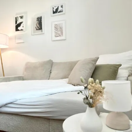 Mystay: Zentral I Design I Prime I Gaeste Wc Lejlighed Heidelberg
