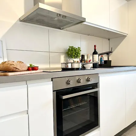 Mystay: Zentral I Design I Prime I Gaeste Wc *