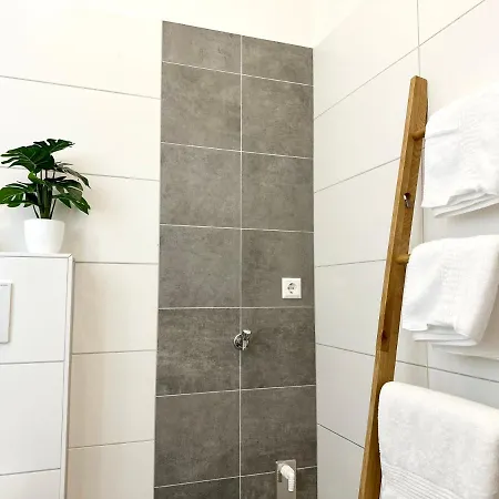 Mystay: Zentral I Design I Prime I Gaeste Wc